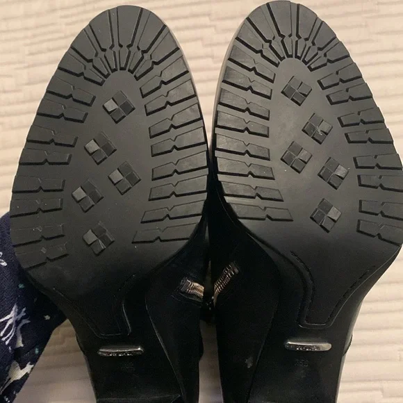 Lauren Ralph Lauren Women’s Black Laletta Leather Bootie Size 7.5B - Picture 8 of 14